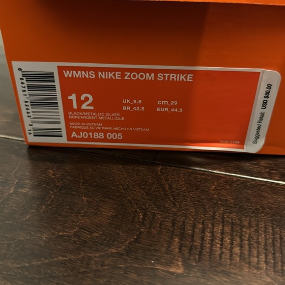 Nike women’s zoom strike NIB 12 - Picture 7 of 13